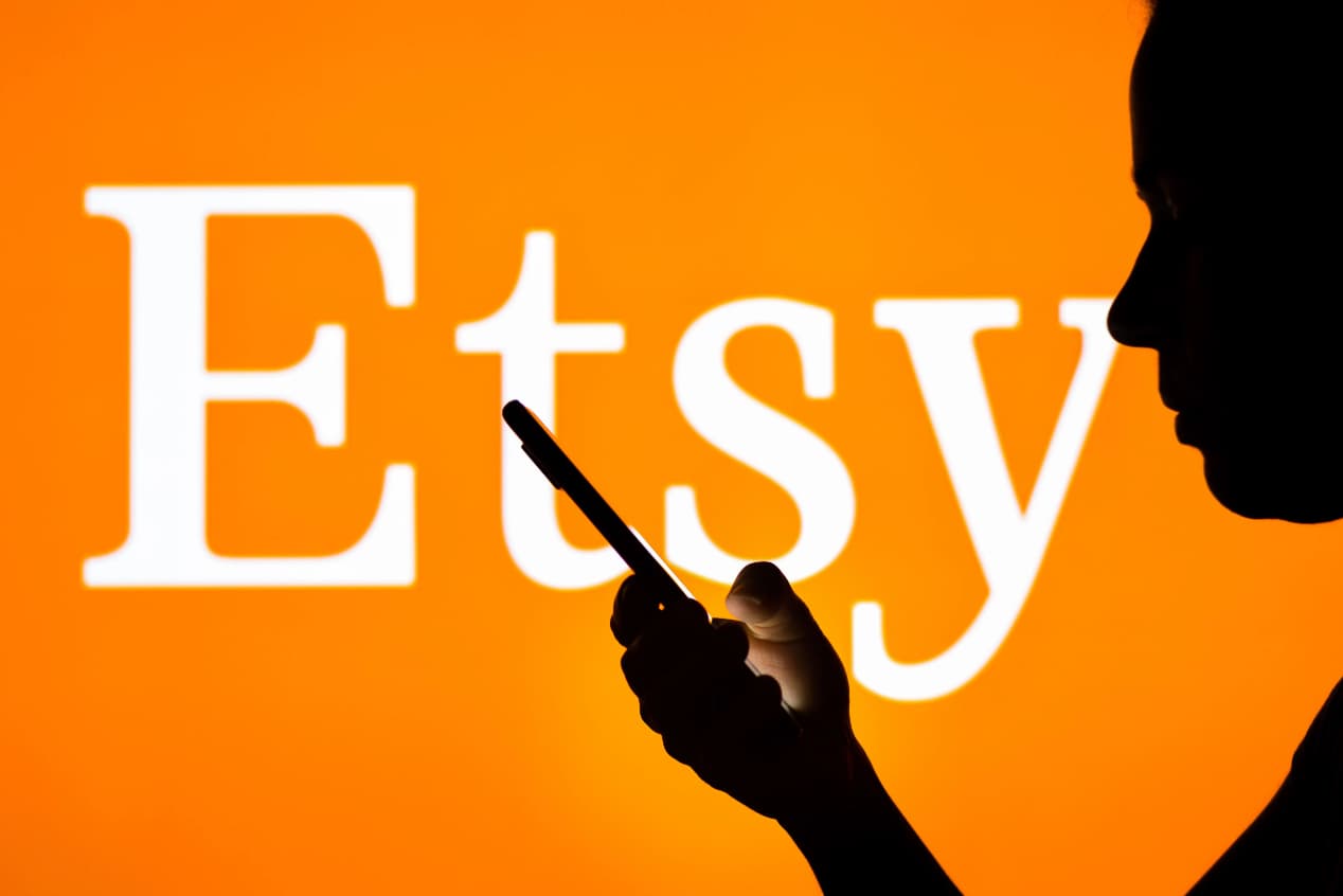 How Branded Links Can Elevate Your Etsy Shop's Online Presence